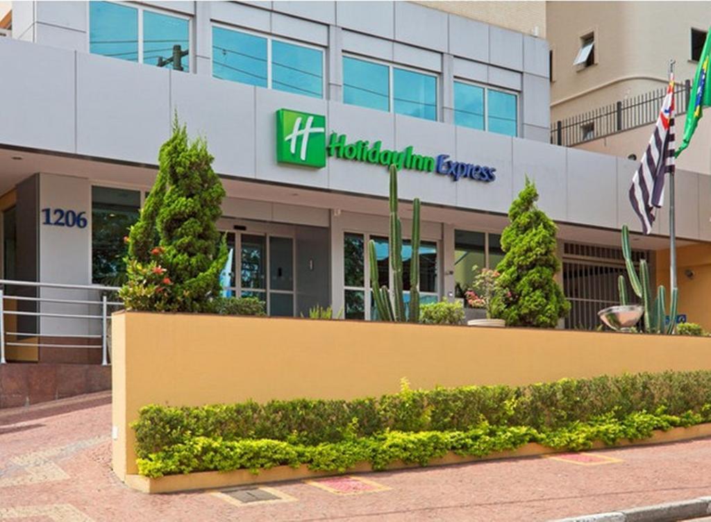 Holiday Inn Express Avenida Sumare São Paulo Eksteriør billede