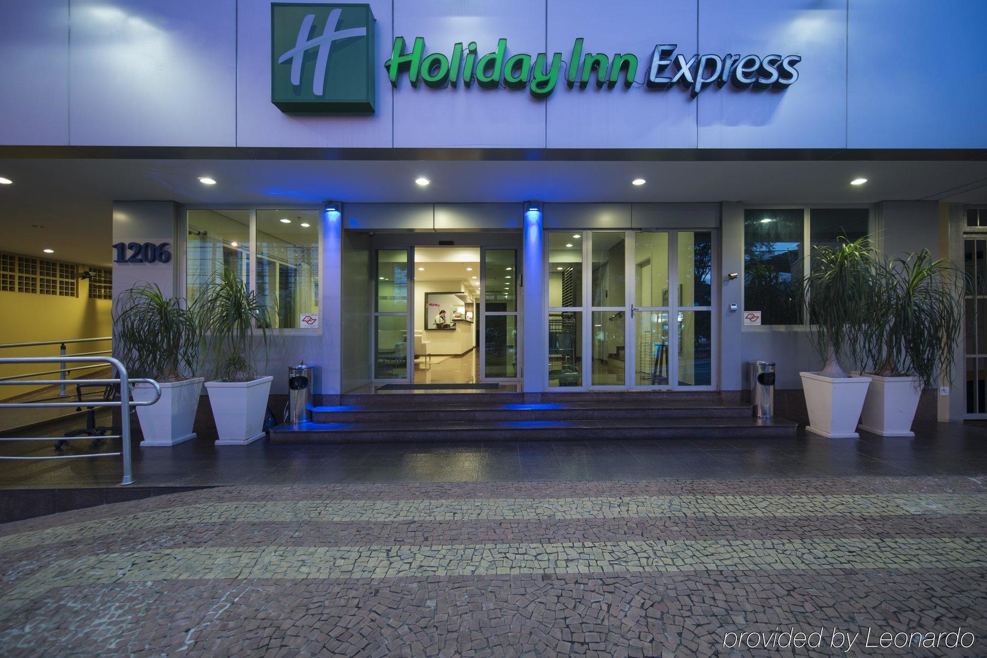 Holiday Inn Express Avenida Sumare São Paulo Eksteriør billede